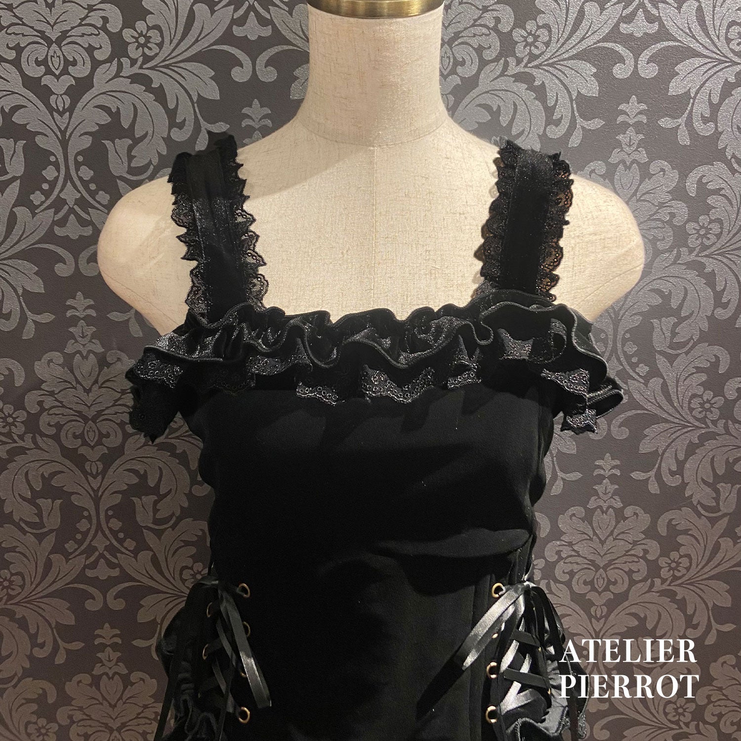 【ATELIER PIERROTAdenophora 레이스 업 Camisole Bordeaux/Navy/Black★10 월 초에서 중순까지 출시 될 예정입니다★