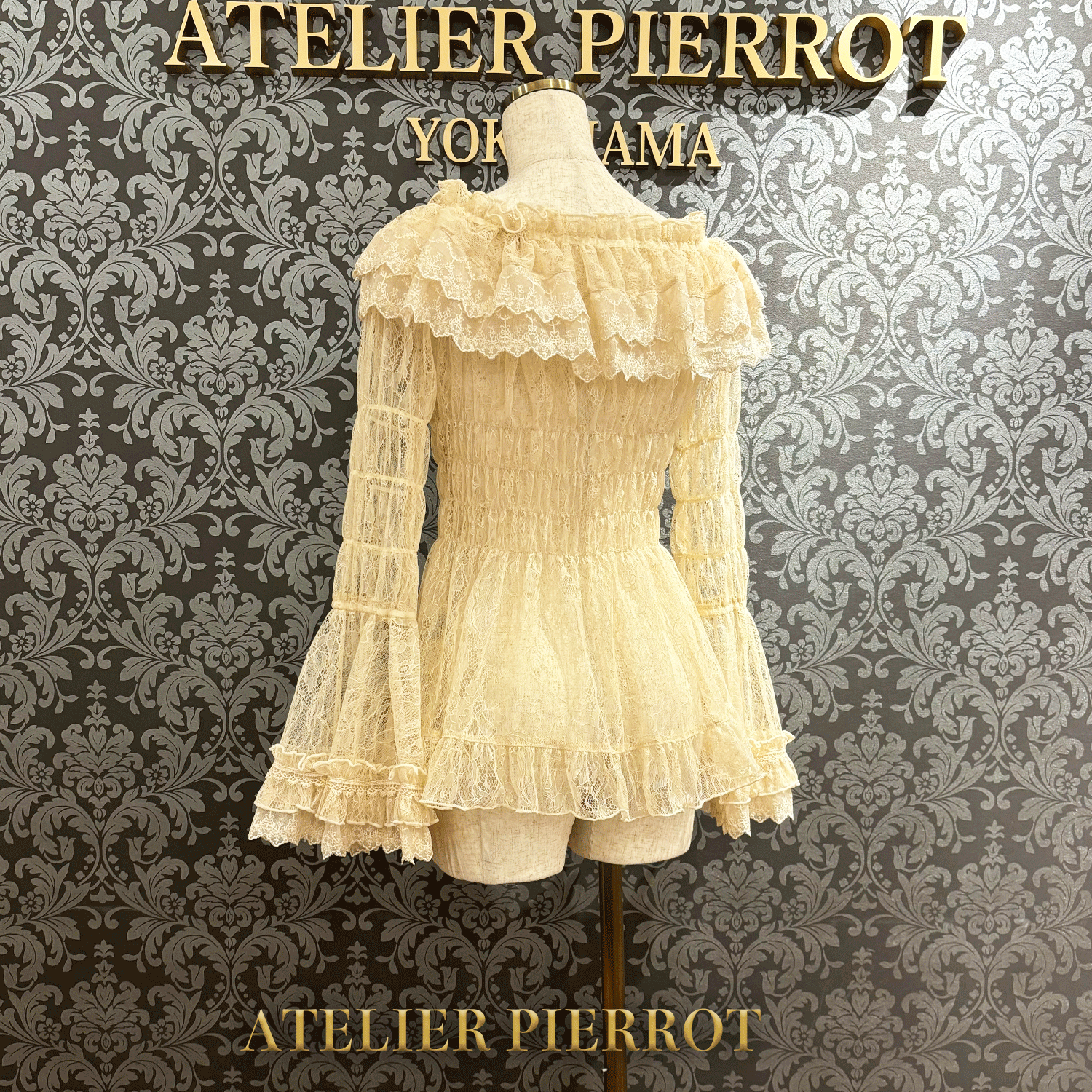 【ATELIER PIERROT】 Shirring princess sleeve blouse-Lace- White/Ivory/Bordeaux/Navy/ Black