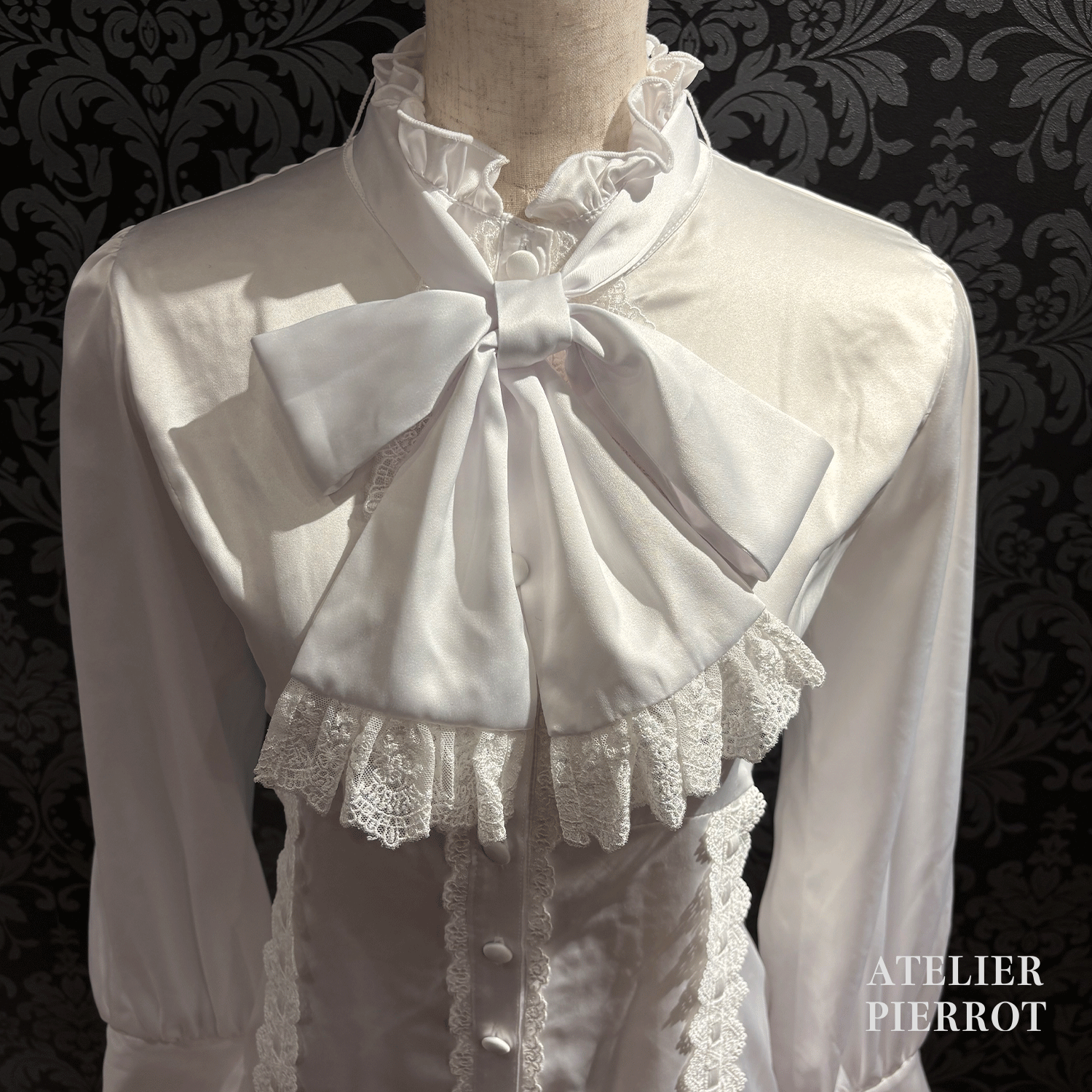 【ATELIER PIERROT】 Classical Duchess Ribbon Blouse ホワイト/ボルドー/ネイビー/ブラック