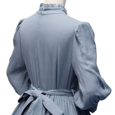 【Sheglit】シェグリット 睡蓮のティアードドレス アイボリー/ダルブルー/ブラック