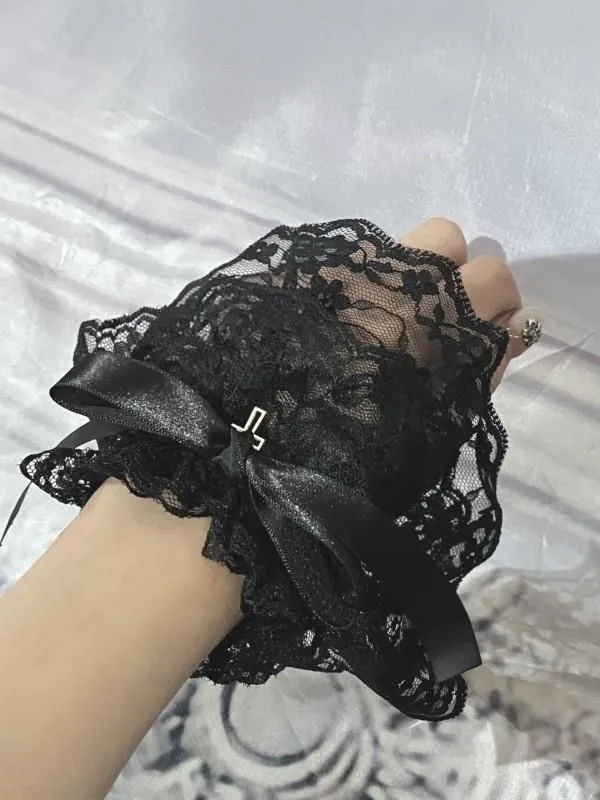 【MARBLE】带大理石饰品的2段蕾丝臂带:黑色×金色十字架