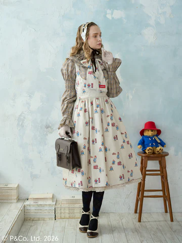 【Victorian maiden】ヴィクトリアンメイデン Paddington™ エプロンドレス ホワイト/ベージュ