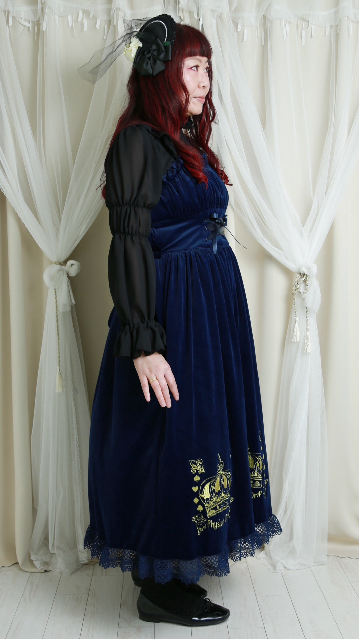 【Physical Drop】フィジカルドロップ 王冠刺繍別珍ジャンパースカート【紺】