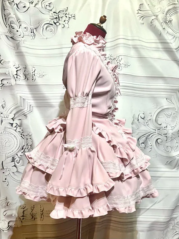 【MARBLE】マーブル チョーカー付き風パフスリーブブラウス+パ二エ入りレース飾りティアードスカート:ピンク×白レース