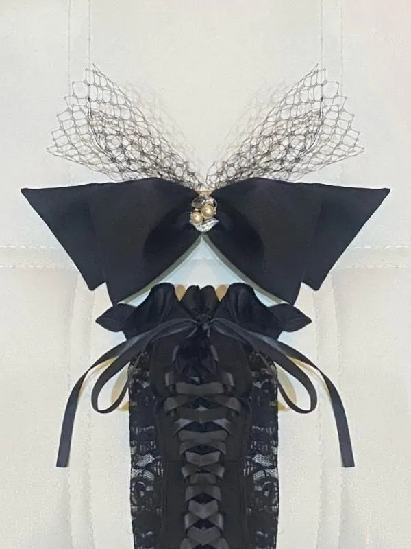 【MARBLE】マーブル コサージュ付きクラシカル編み上げグローブ:黒レース×白パール