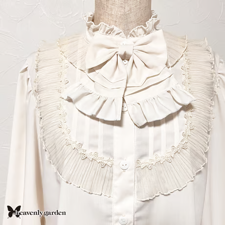 【heavenly garden 】ヘヴンリィ ガーデン プリーツスタンドカラーブラウス・生成り