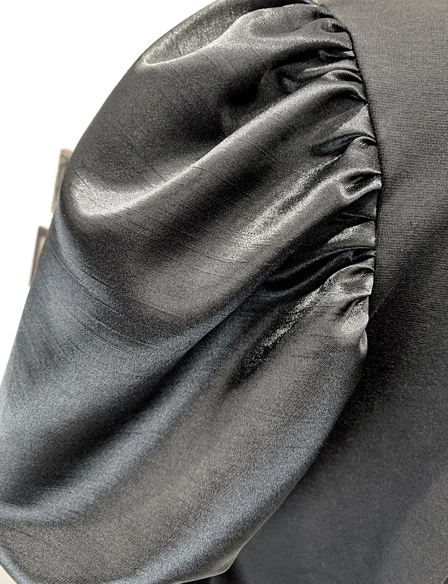 【Na+H】エヌエープラスエイチ licパフスリーブカットソー