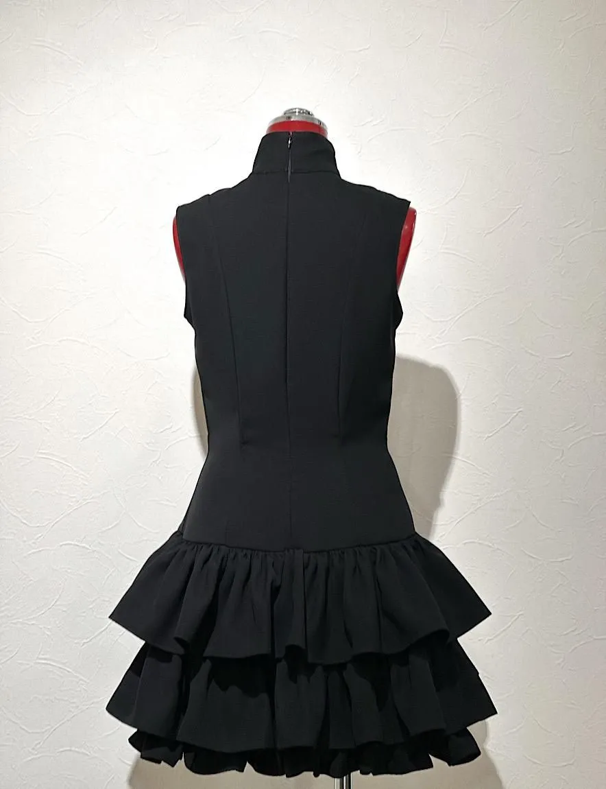 【Na+H】エヌエープラスエイチ ギプスノースリーブワンピース(胸元フリル:キナリ)◆hm