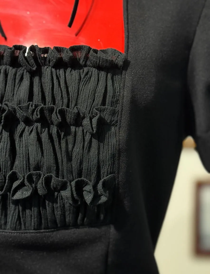 【Na+H】エヌエープラスエイチ ギプスカットソー(パフスリーブ/黒)◆hm