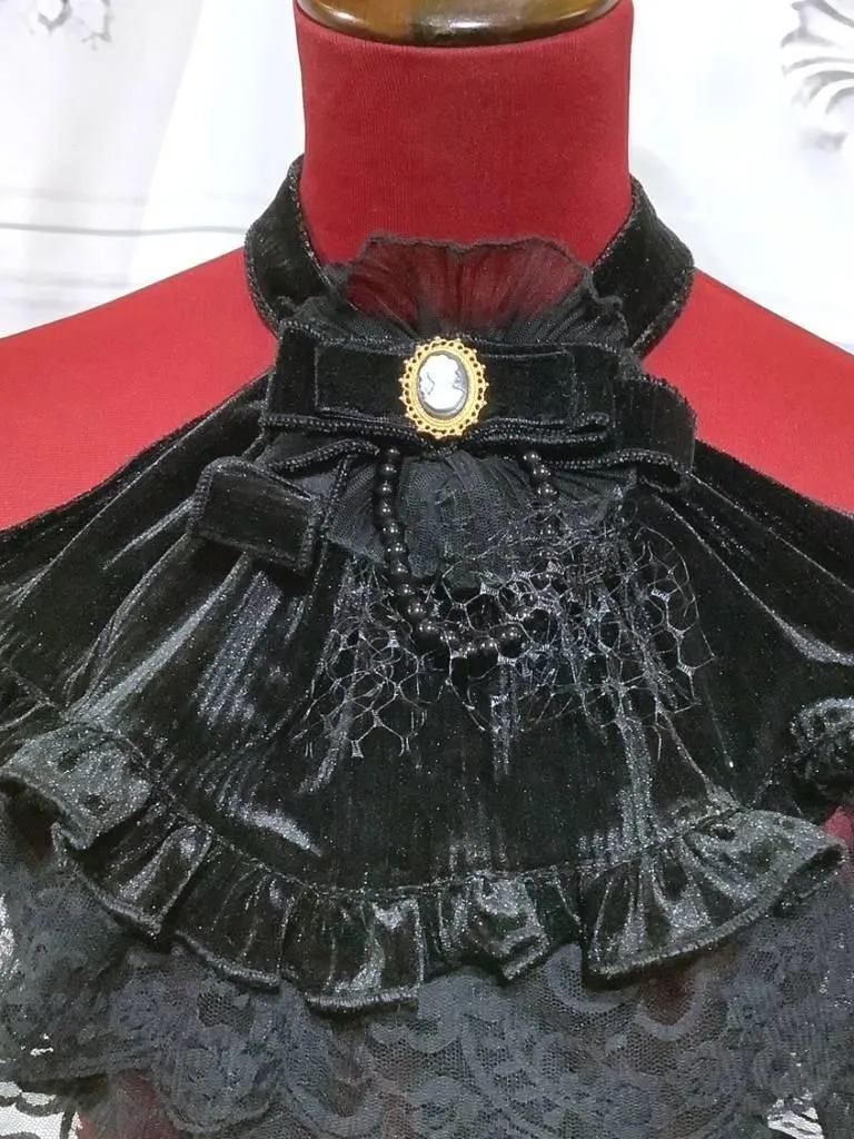 【MARBLE】マーブル パール付きクラシカルゴシック調タイ:黒ストライプベロア×黒レース