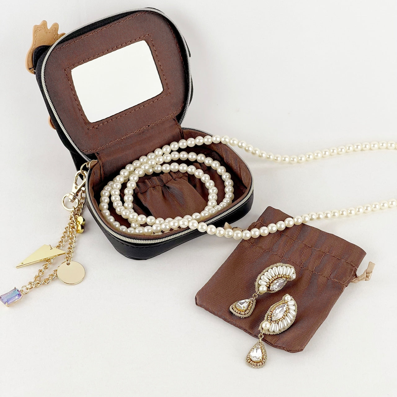 【Flapper】フラッパー FANTASTIC BEASTS×Flapperニフラーアクセサリーポーチ