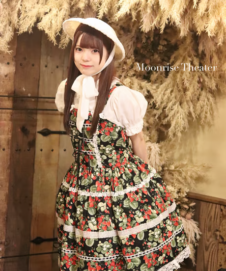 【Moonrise Theater】ムーンライズ・シアター ★ご予約受付中★ "Strawberry Reverie" ジャンパースカート アイボリー/くすみピンク/黒
