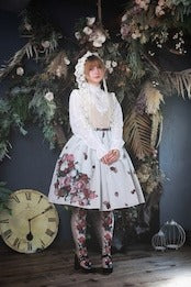 【Morun×Muuna Stoik】モランムーナストイック Rose thorn bouquet」ジャンパースカートワンピース 生成り/黒