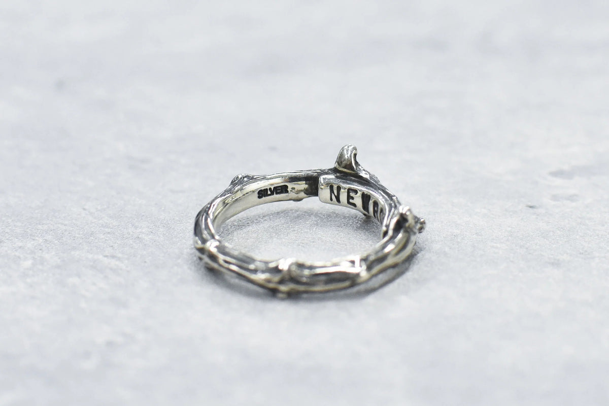 【New Rose】 THORN Ring