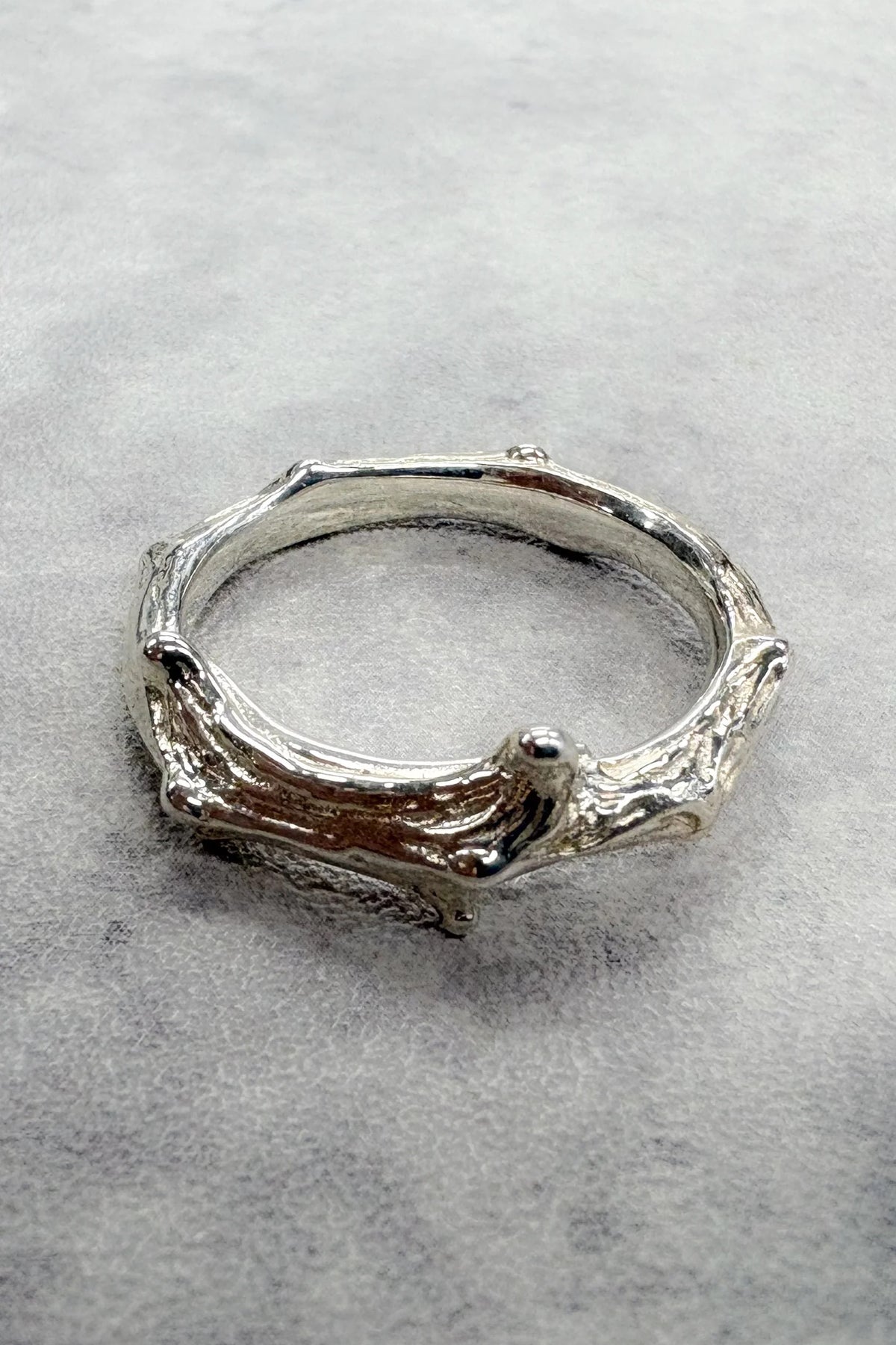 【New Rose】 THORN Ring