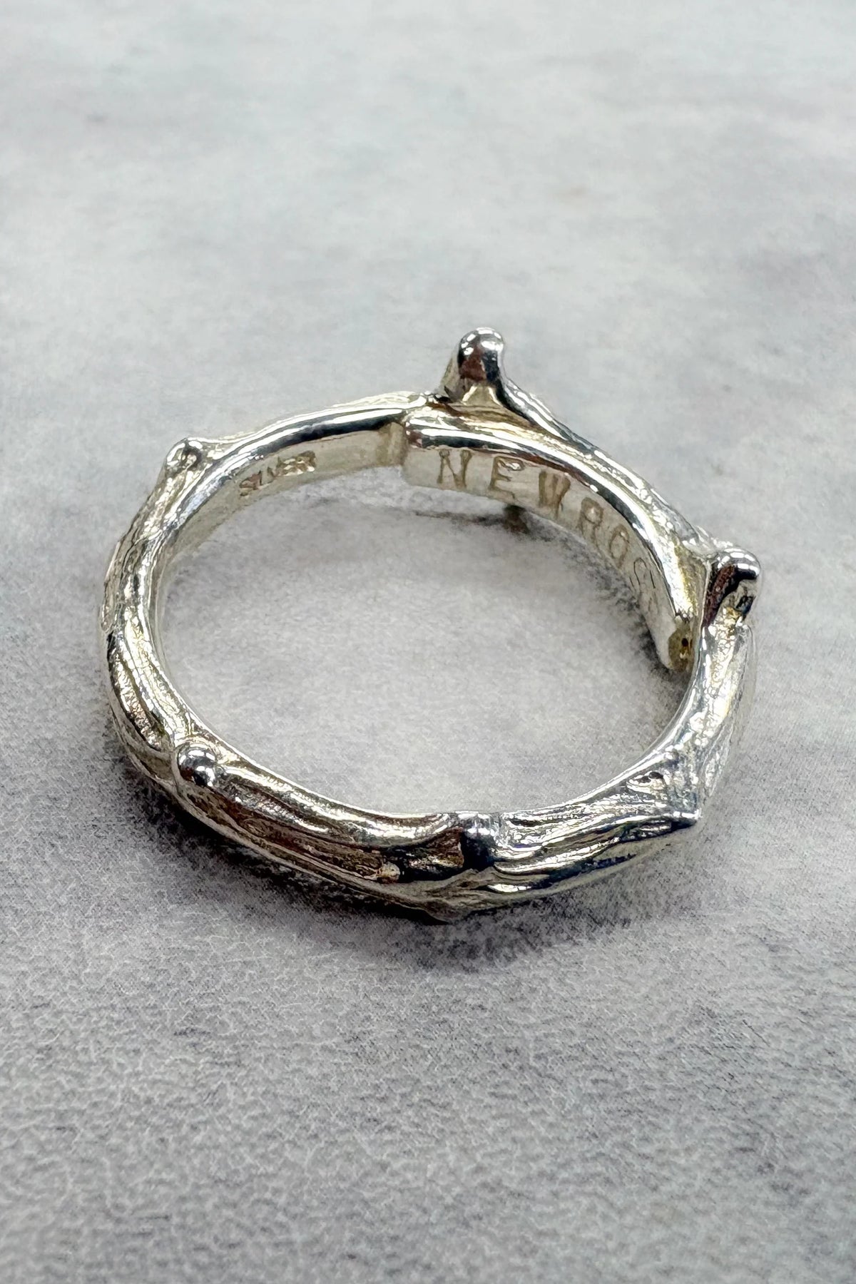 【New Rose】 THORN Ring