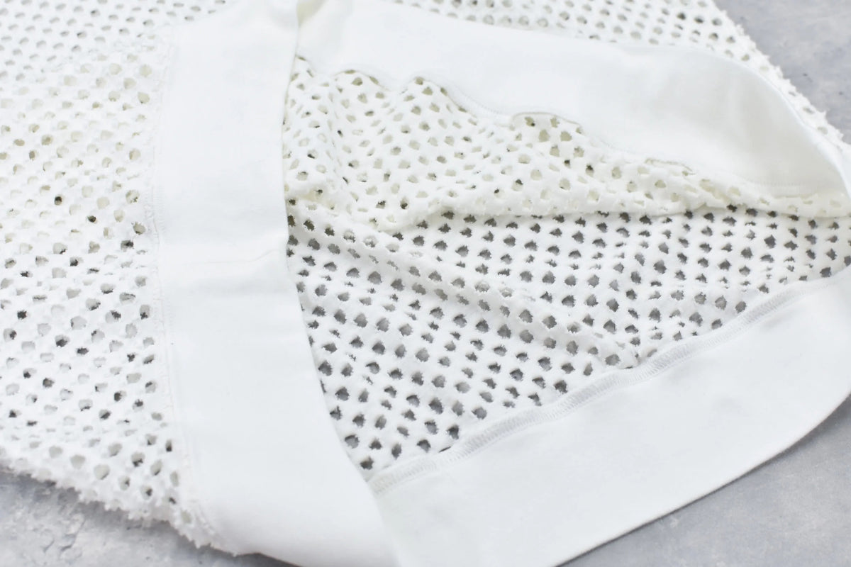 【New Rose】 Punched Fabric Long-sleeved Polo Shirt