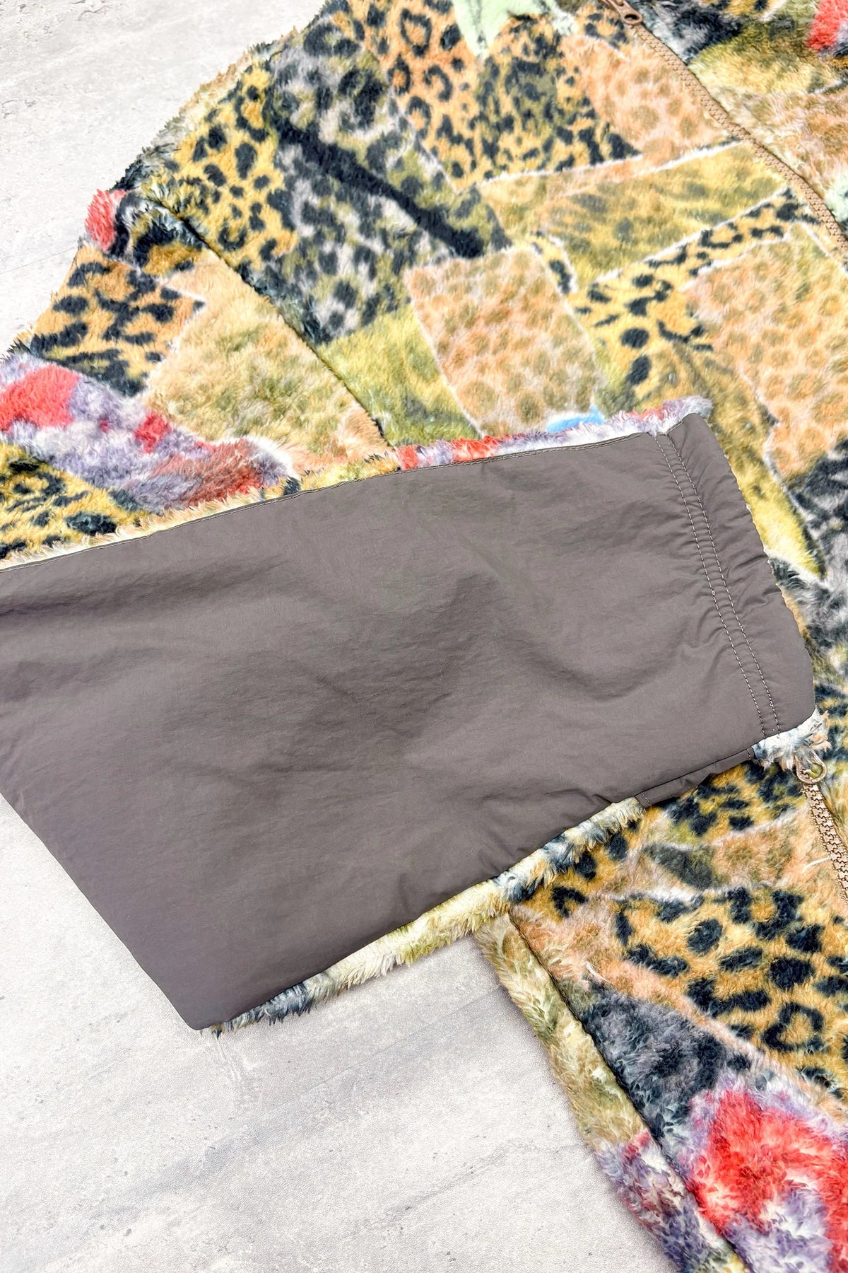 【New Rose】 FLEECE ZIP UP BLOUSON / all-over print