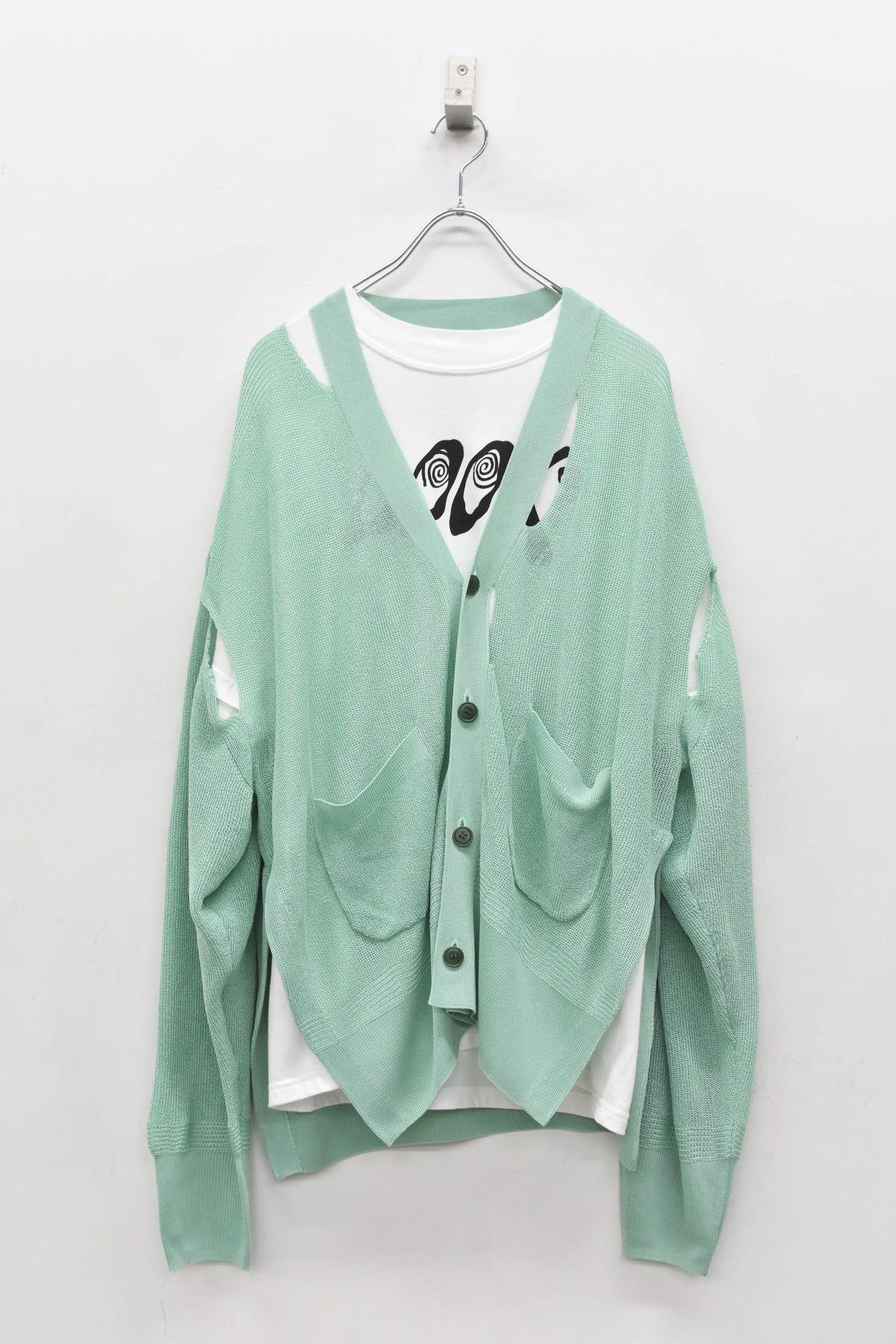 【New Rose】 ★ご予約受付中★ COMMANDO V NECK CARDIGAN