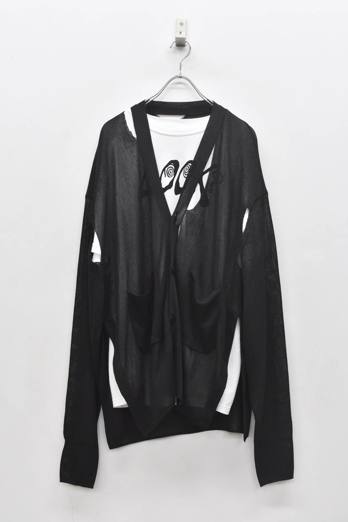 【New Rose】 ★ご予約受付中★ COMMANDO V NECK CARDIGAN