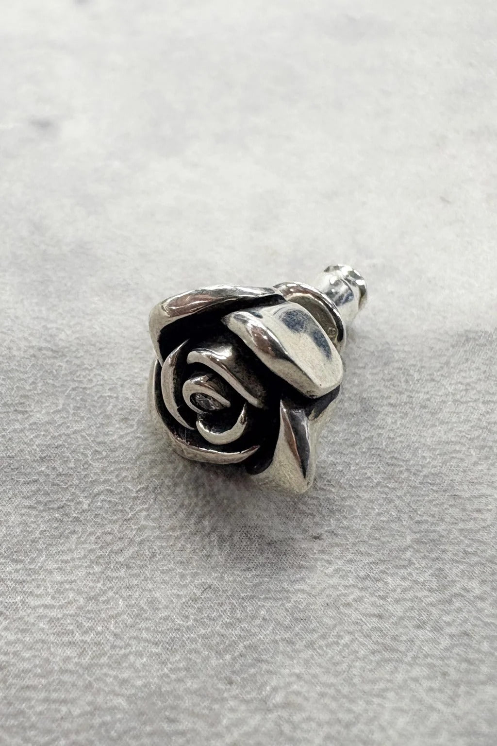 【New Rose】 ROSE PIERCED EARRING