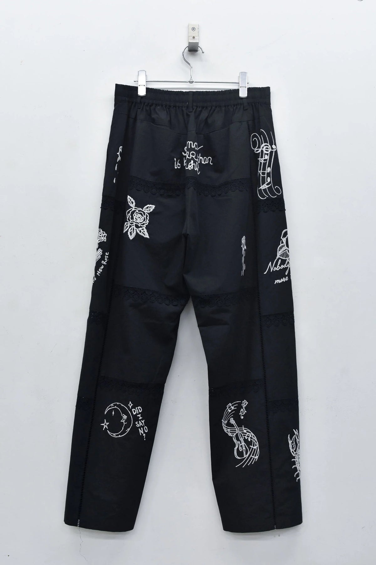 【New Rose】 Ladder Race×Embroidery Pants