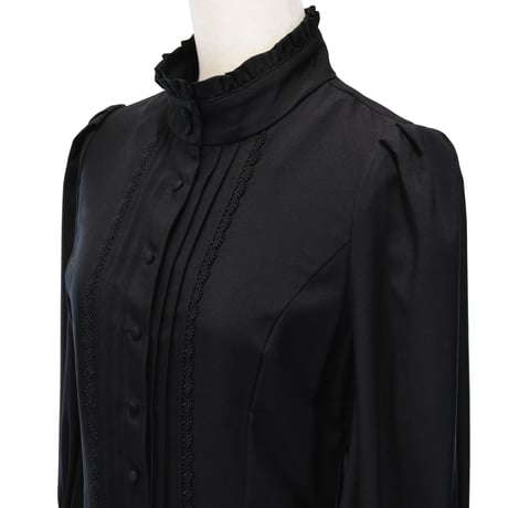 【Sheglit】シェグリット "Serena"タックブラウス ホワイト/ブラック MサイズLサイズ