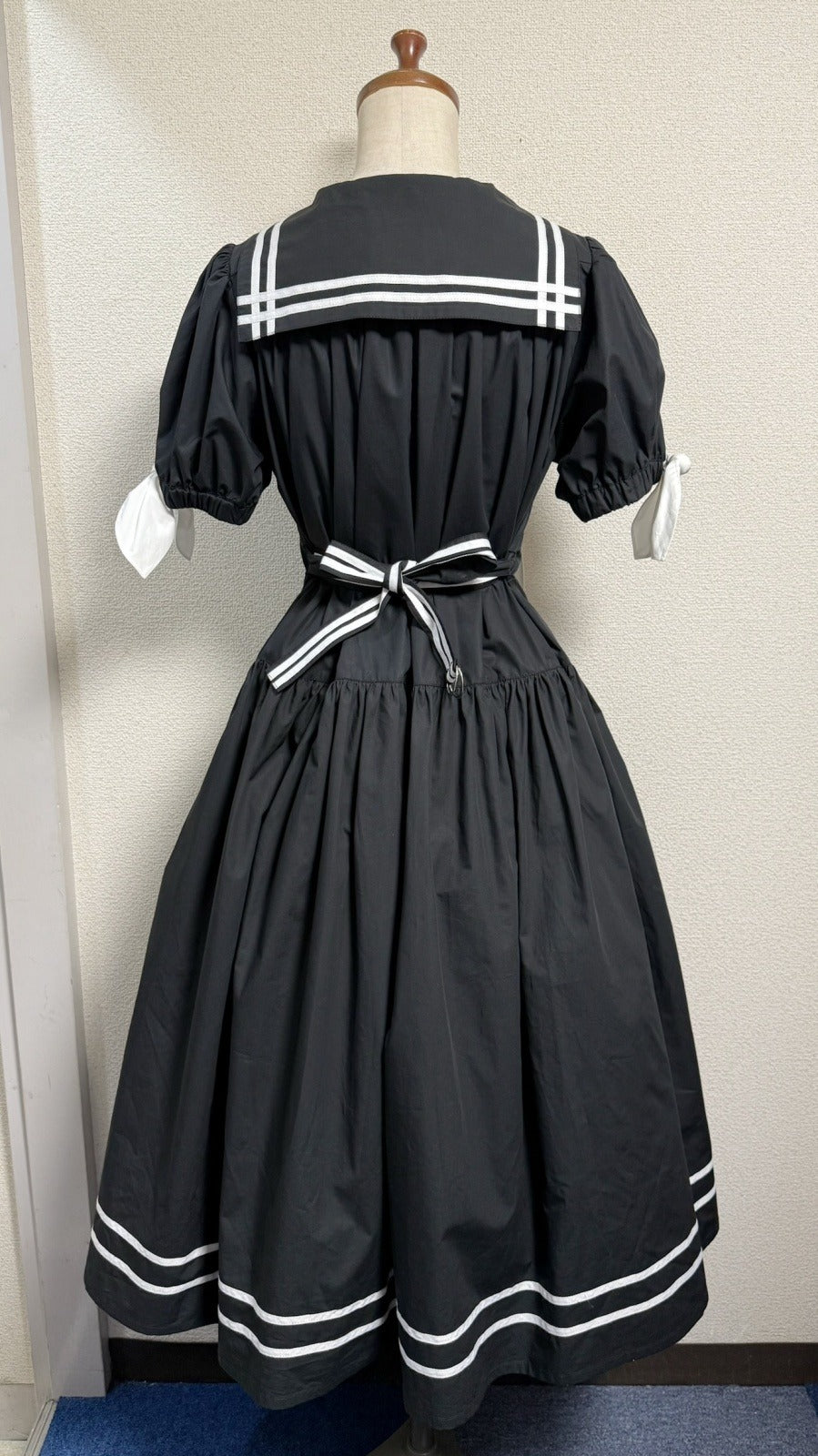 【Physical Drop】フィジカルドロップ ノスタルジックセーラーワンピース【レギュラーサイズ・黒・ノーマル丈】