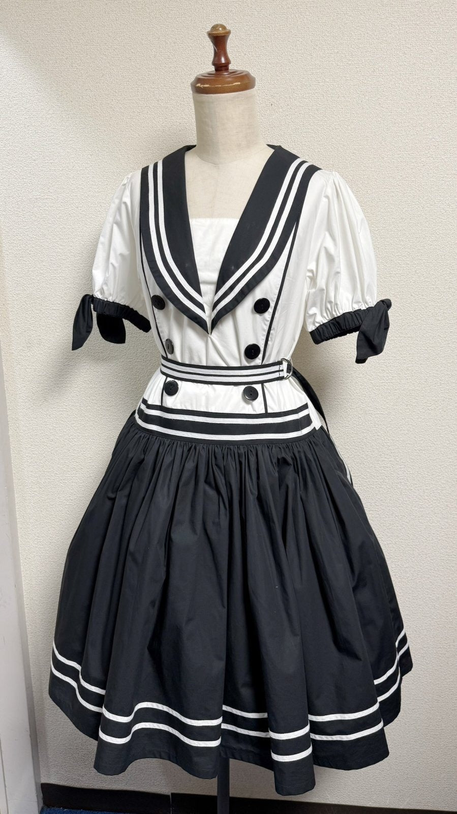 【Physical Drop】フィジカルドロップ ノスタルジックセーラーワンピース【レギュラーサイズ・コンビ色・ノーマル丈】