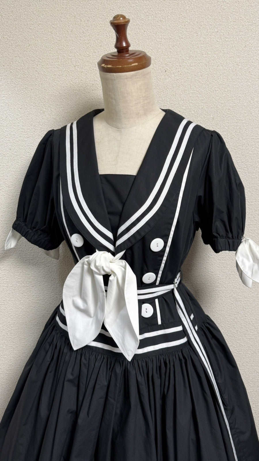 【Physical Drop】フィジカルドロップ ノスタルジックセーラーワンピース【レギュラーサイズ・黒・ノーマル丈】