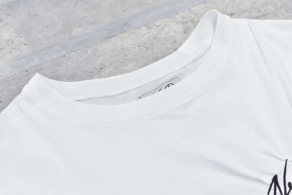 【New Rose】 Embroidery Wrinklework T-shirt