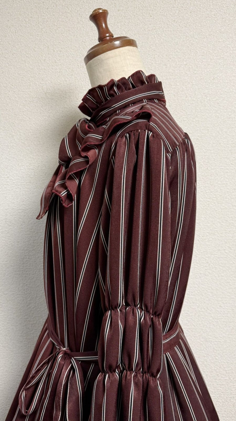 【Physical Drop】피지컬 드롭 스탠드 칼라 A라인 원피스【엔지 레지멘탈 스트라이프】