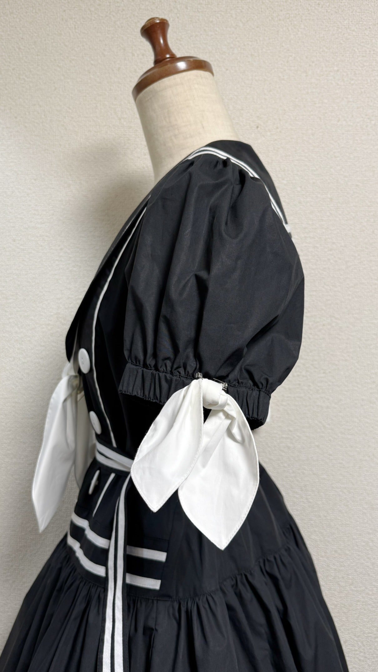 【Physical Drop】フィジカルドロップ ノスタルジックセーラーワンピース【レギュラーサイズ・黒・ノーマル丈】