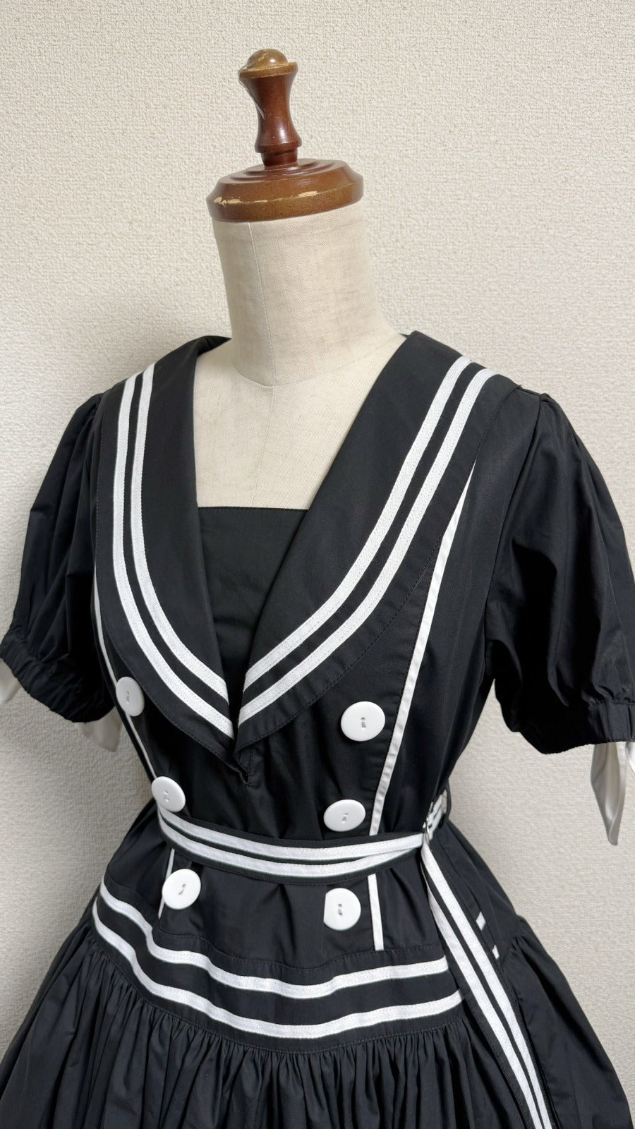 【Physical Drop】フィジカルドロップ ノスタルジックセーラーワンピース【レギュラーサイズ・黒・ノーマル丈】