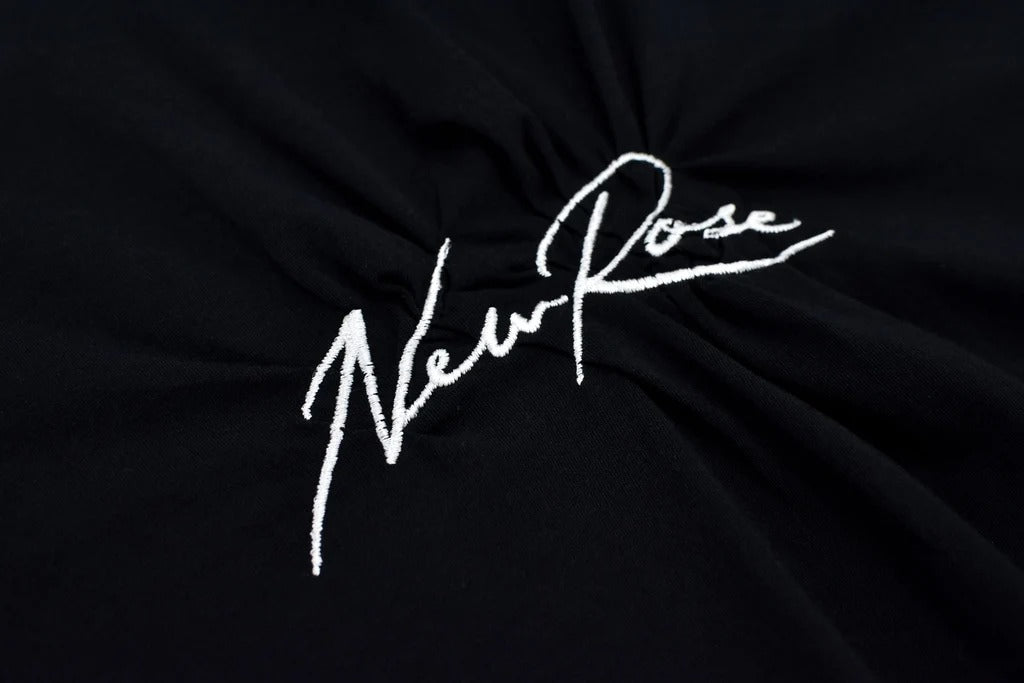 【New Rose】 Embroidery Wrinklework T-shirt