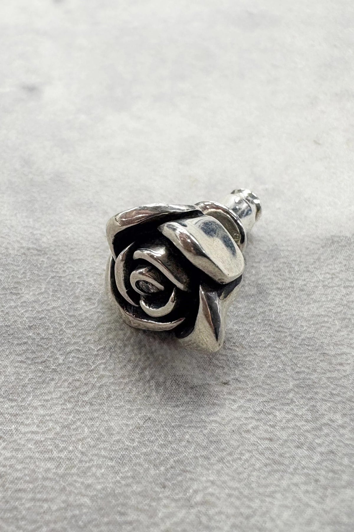 【New Rose】 ROSE PIERCED EARRING