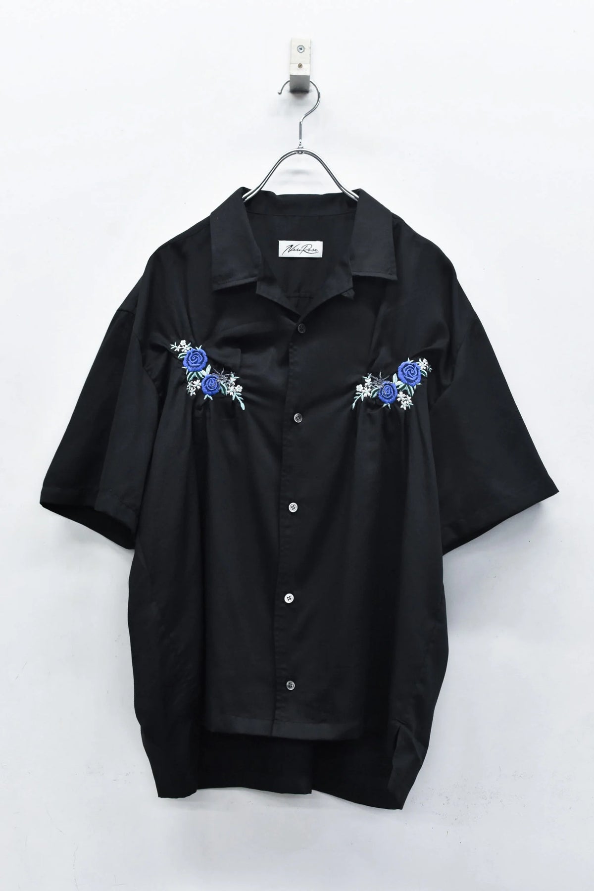【New Rose】 Embroidery Wrinklework Shirt