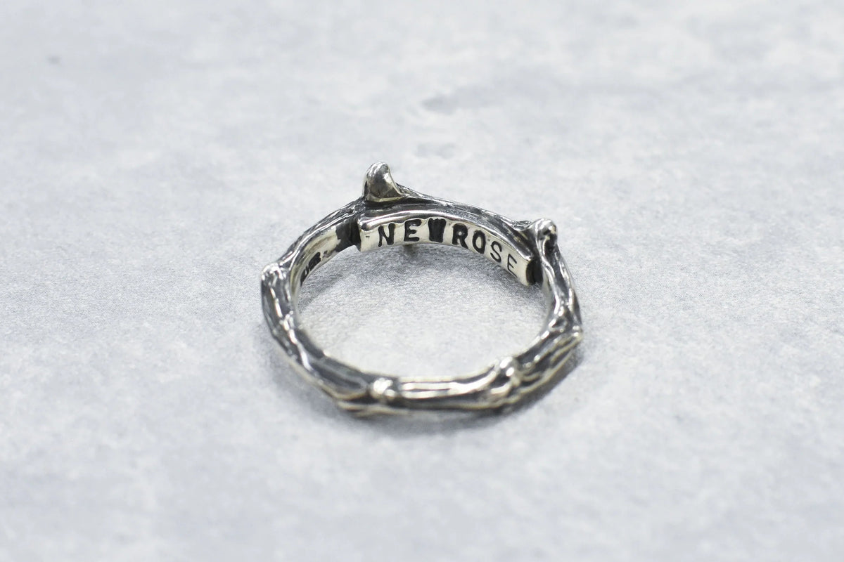 【New Rose】 THORN Ring