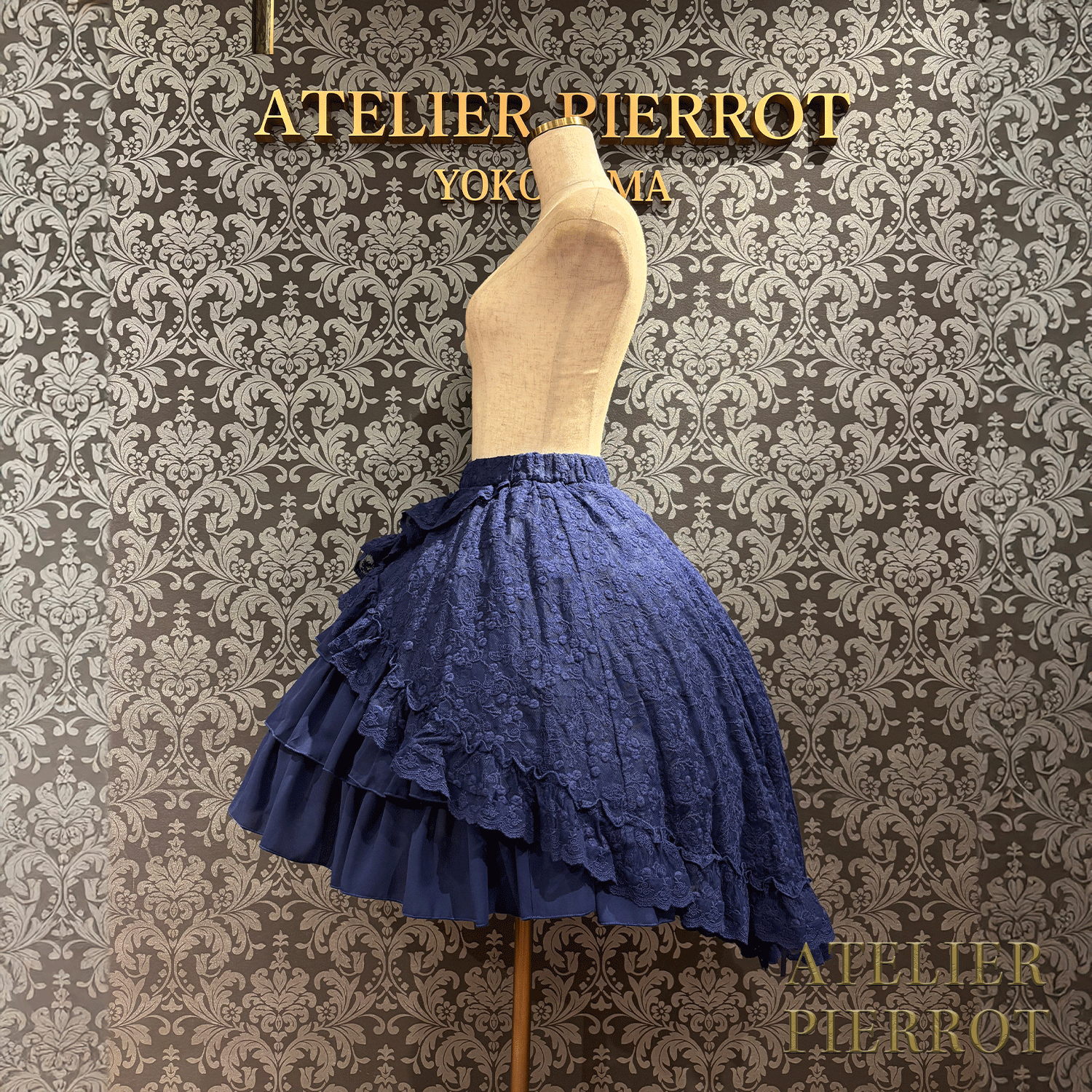 【ATELIER PIERROT】維多利亞時代的荷葉邊蕾絲裙子白/葡萄酒/紫色/海軍/黑色