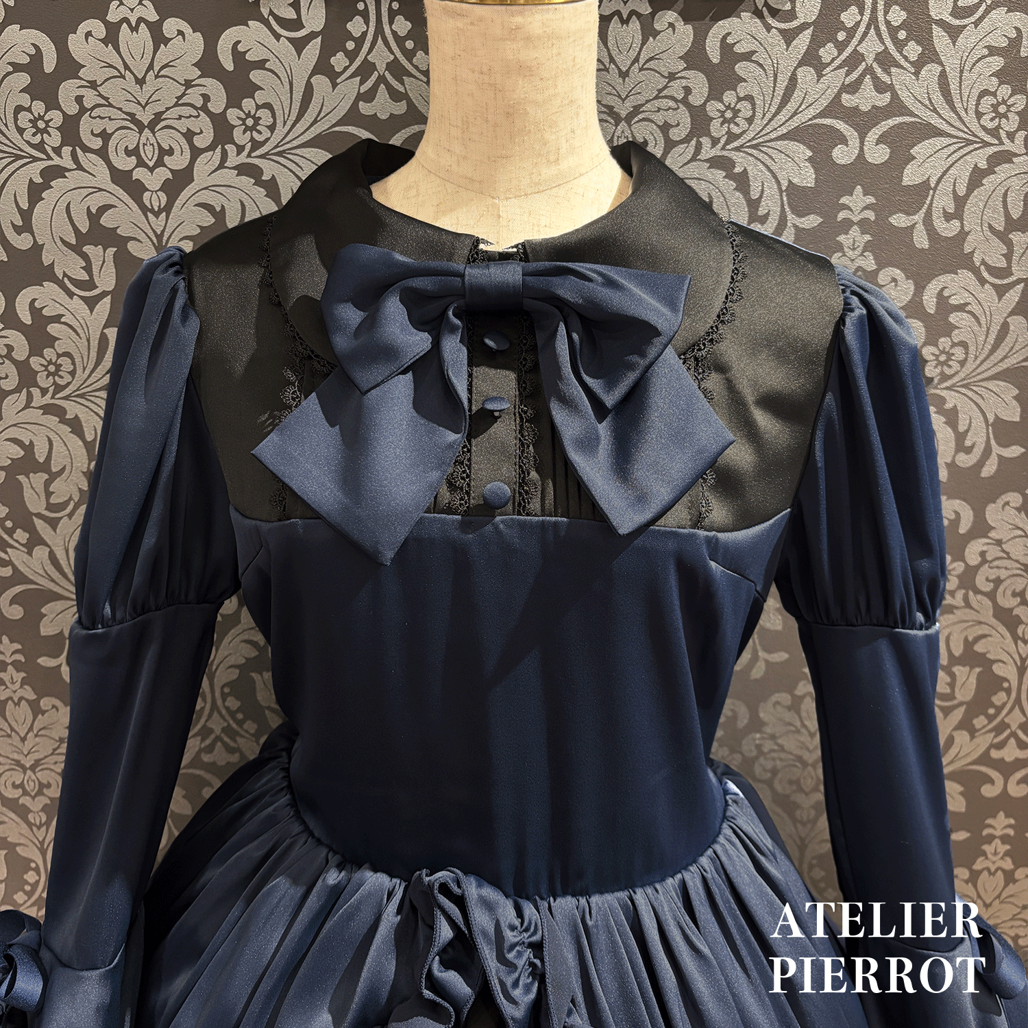 【ATELIER PIERROTFrilly Ribbon Belle Dress白色/波尔多/海蓝色/黑色