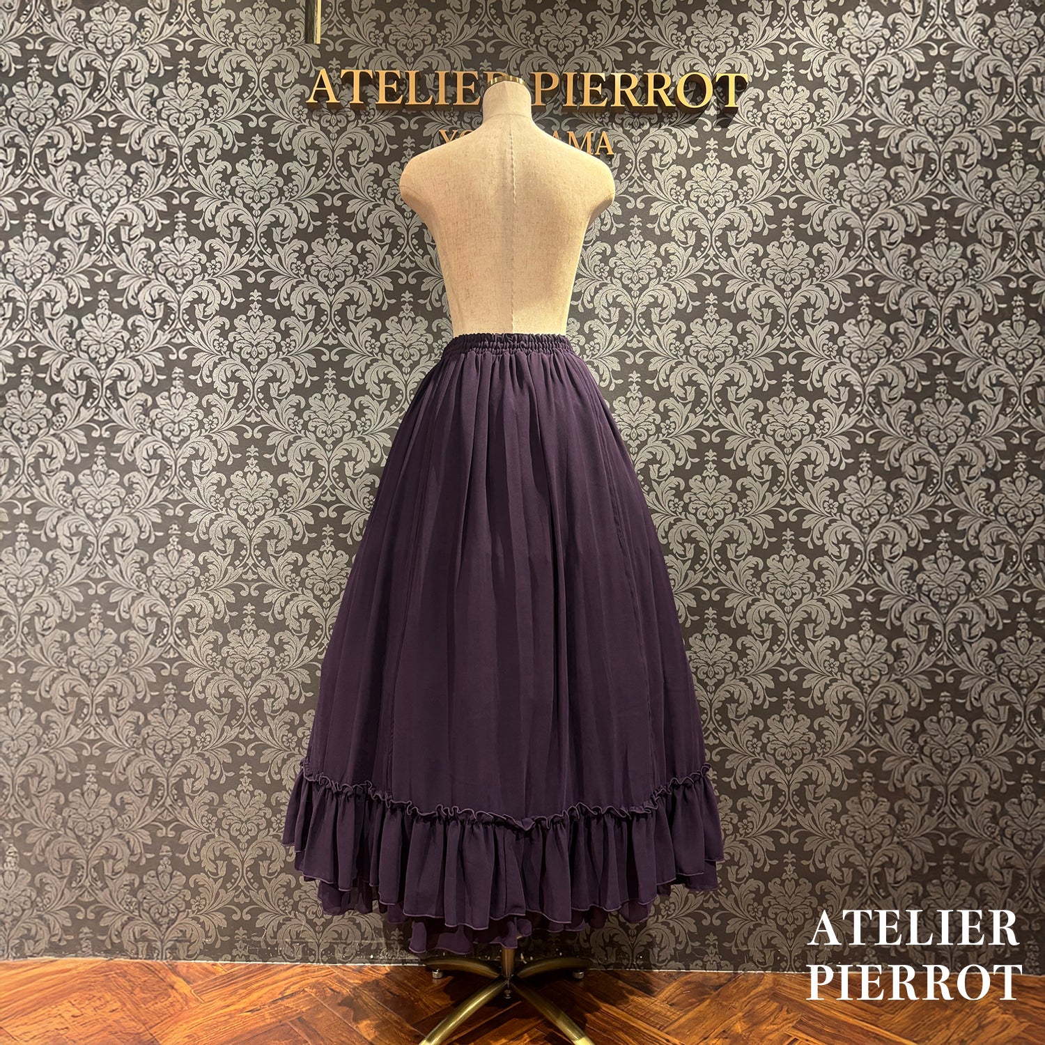 【ATELIER PIERROT】玫瑰裙长白色/波尔多/紫色/黑色