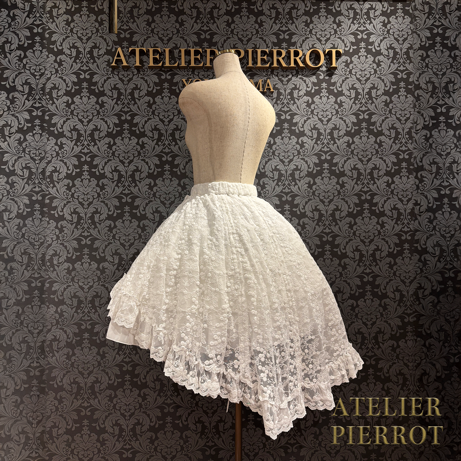 【ATELIER PIERROT】維多利亞時代的荷葉邊蕾絲裙子白/葡萄酒/紫色/海軍/黑色