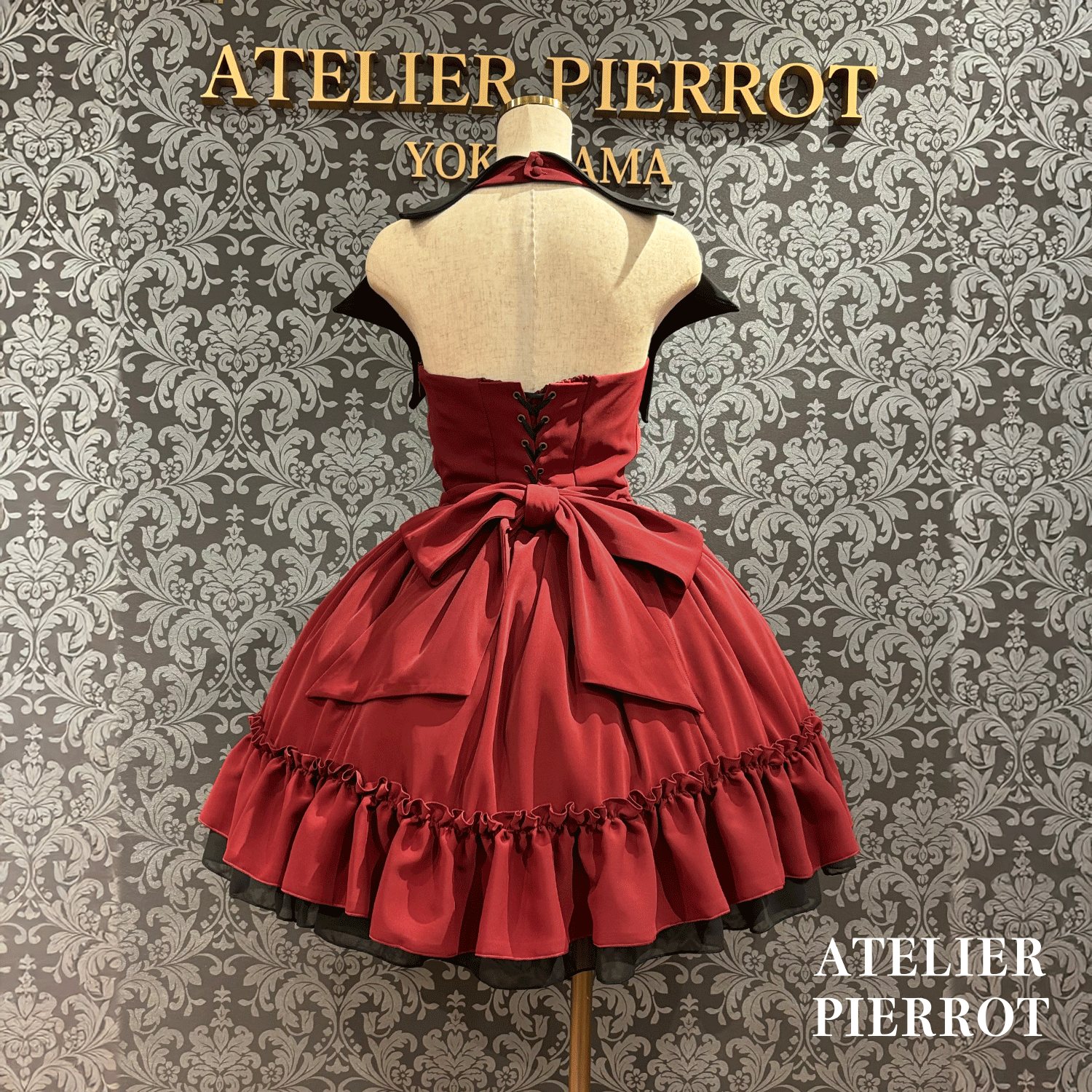 【ATELIER PIERROTBatwing Waltz Dress白色×黑色/波尔多/海蓝色/黑色