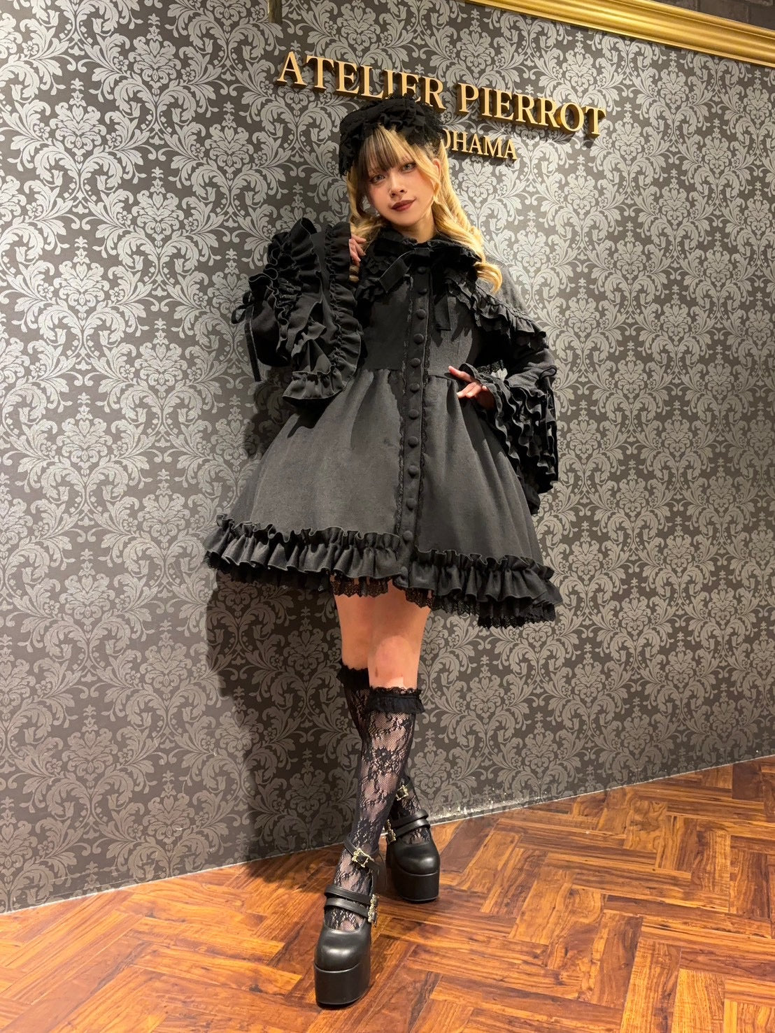 【ATELIER PIERROT】　Fleur d’Hiver Coat 　ホワイト/ボルドー/ネイビー/ブラック