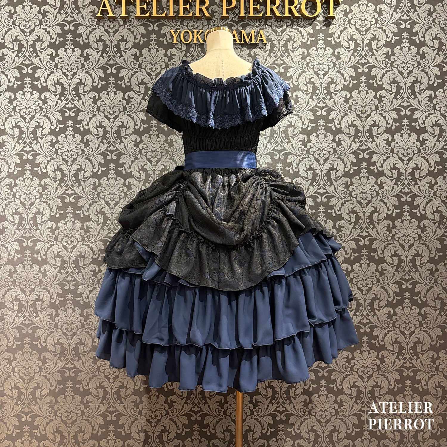 【ATELIER PIERROT】　Ruined Castle Dress　New colorWhite/Bordeaux/New colorPurple/Navy/White×Black/Black　