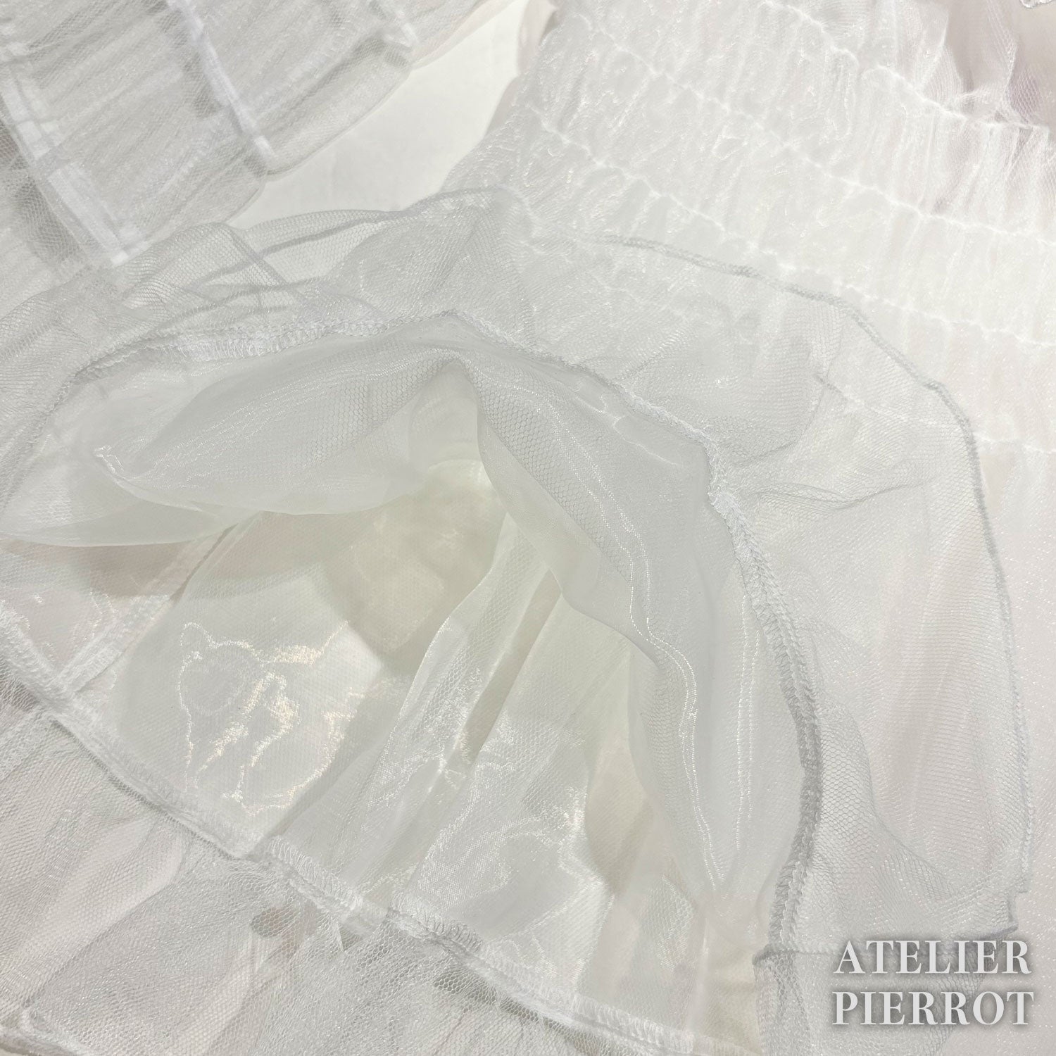 【ATELIER PIERROT】　Sheer Off-Shoulder Shirring Blouse　ホワイト/ピンク/グレー/ボルドー/パープル/ブラック