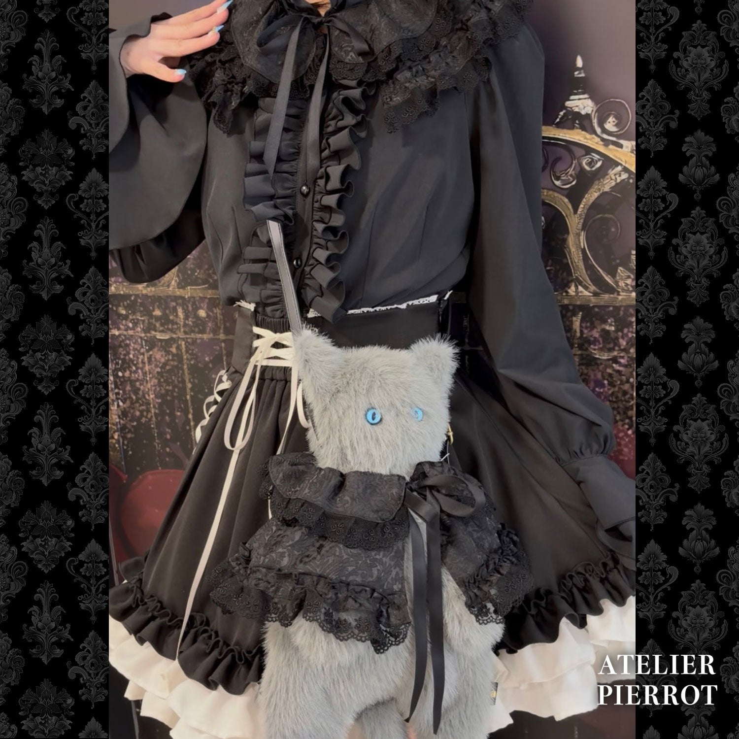 【ATELIER PIERROT】Cape Royal Neko -Cape de poupée gothique Lolita-