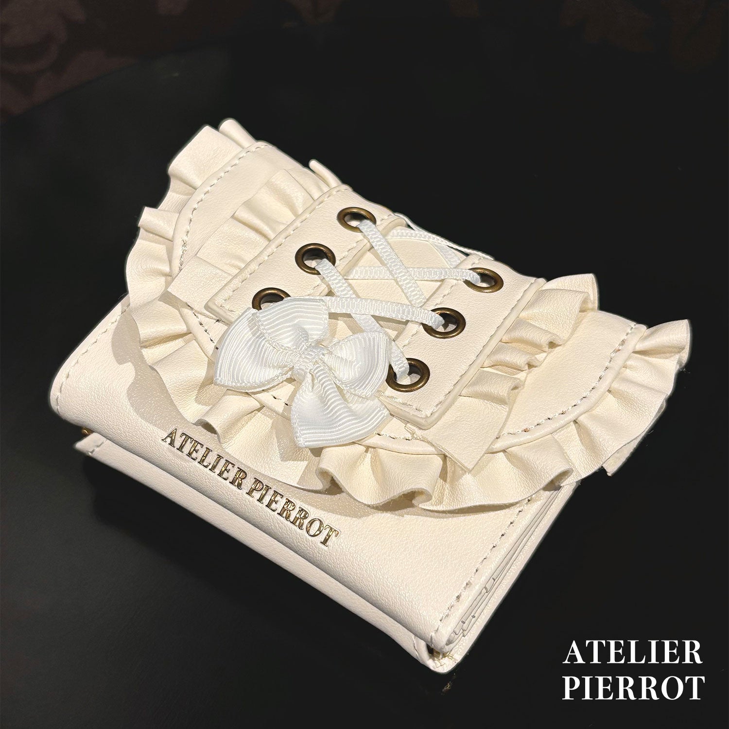 【ATELIER PIERROT】　Doll’s Frill Mini WalletWhite/Bordeaux/Black