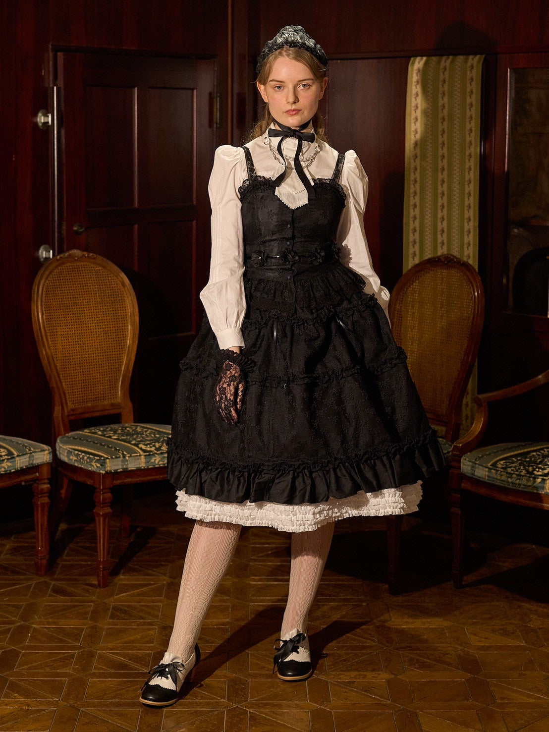 【Victorian maiden】ヴィクトリアンメイデン　クイーンフローラルレースビスチェ　ピュアホワイト/ブラック