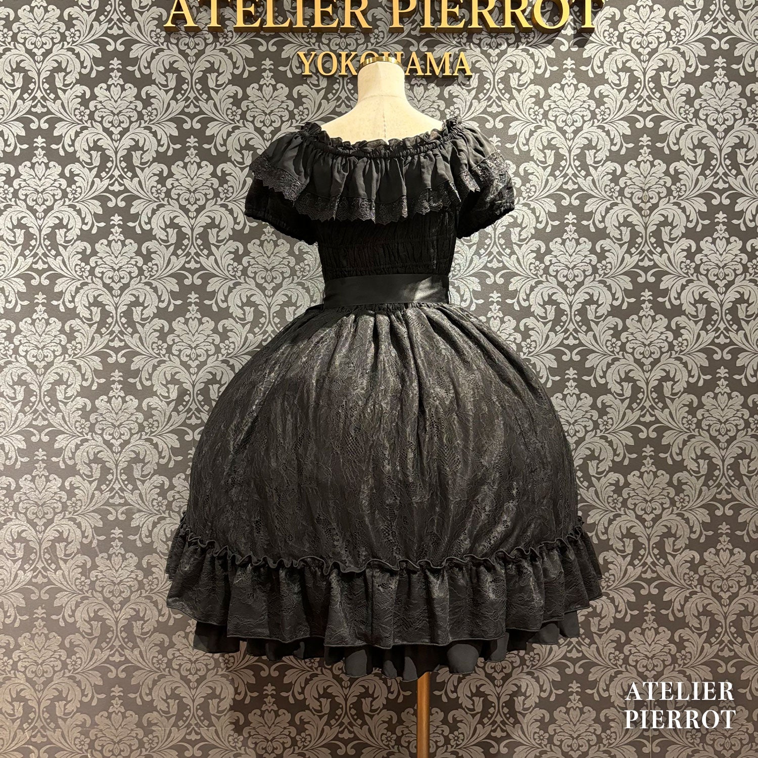 【ATELIER PIERROT】　Ruined Castle Dress　New colorWhite/Bordeaux/New colorPurple/Navy/White×Black/Black　